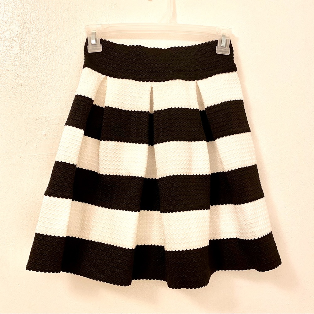 Black and white bandage skirt